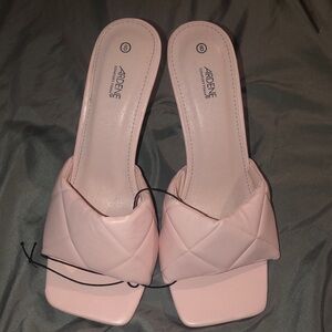 Ardene Pink Quilted Heels